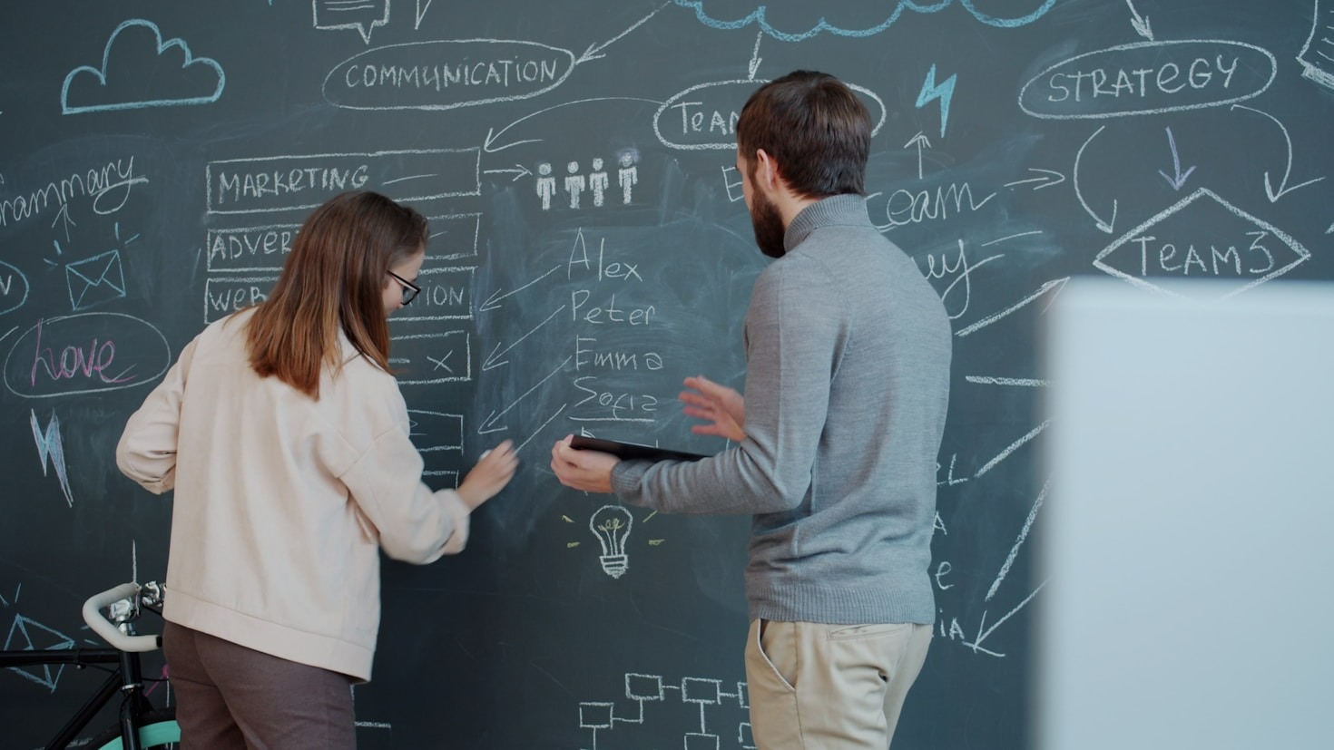 Crafting Realistic Presentations For Unreal Product Dreams
